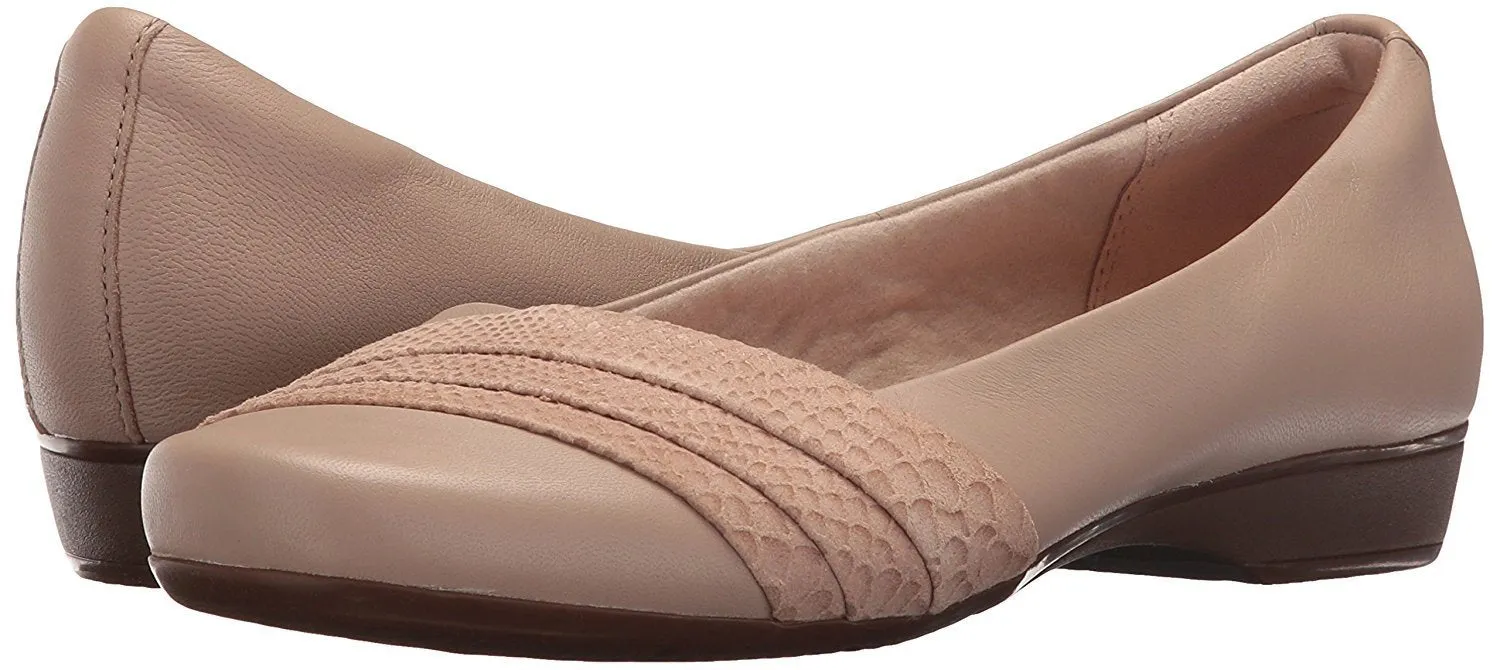 CLARKS Women's Blanche Cacee Flat