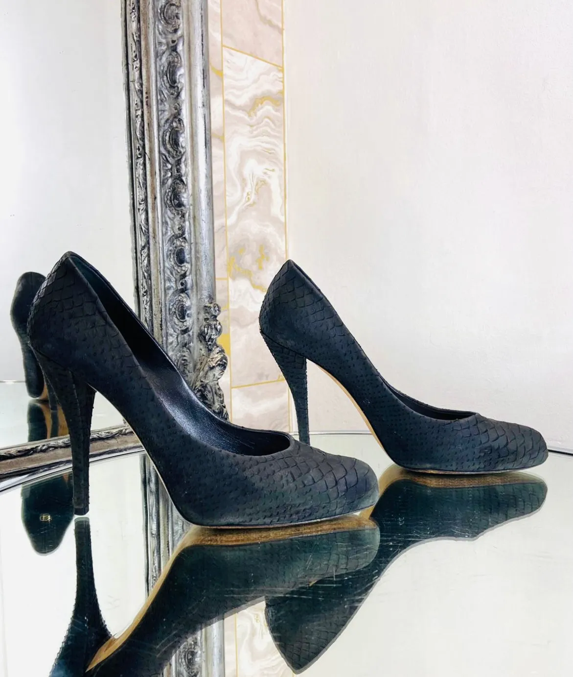 Dior Python Skin Heels. Size 38.5